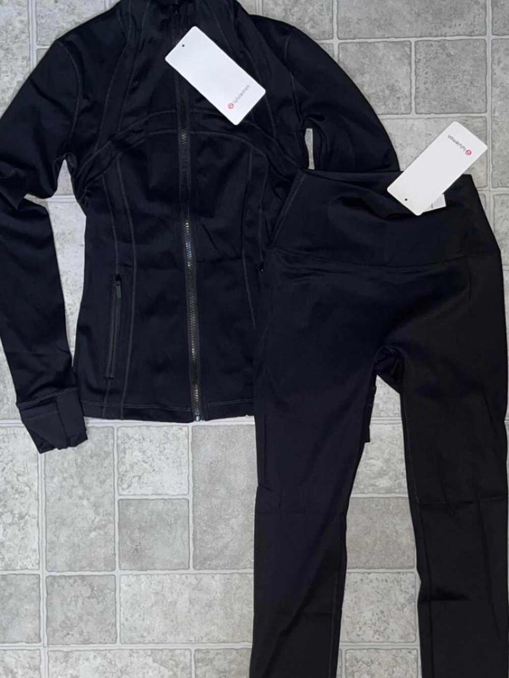 lululemon athletica Black Athletic Jacket & High-Rise Leggings Set - Picture 1 of 2